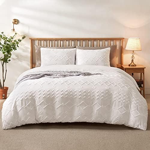 White Tufted Duvet Cover King Size (104x90 Inch), 3 Pieces Boho Soft Microfiber Bedding For All Seasons, Shabby Chic Embroidery Geometric Comforter Cover With Zipper Closure Corner Ties