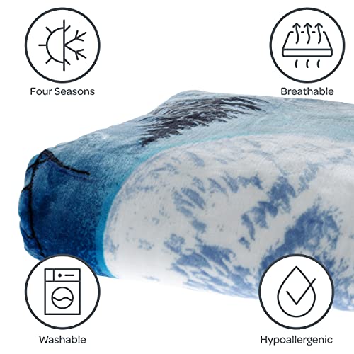 Avy Fleece Howling Wolf Pattern-Plush Thick 8 Pound Faux Mink Soft Blanket For Couch Sofa Bed (74” X 91”), Multicolor