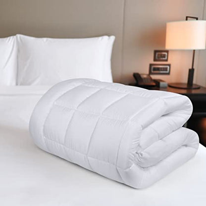  Utopia Bedding Quilted Fitted Premium Mattress Pad Queen Size - Pillow Top Mattress Topper - Elastic Fitted Fluffy Mattress Protector - Mattress Cover Stretches Up To 16 Inches Deep -Machine Washable