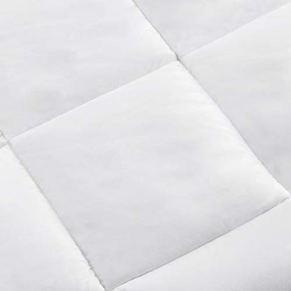 Amazon Basics Down Alternative Bedding Comforter Duvet Insert, King, White, Light