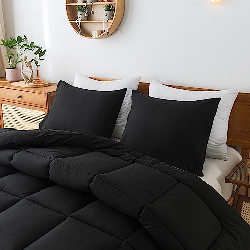  WhatsBedding Full Down Alternative Summer Comforter Set 82×86 Inch