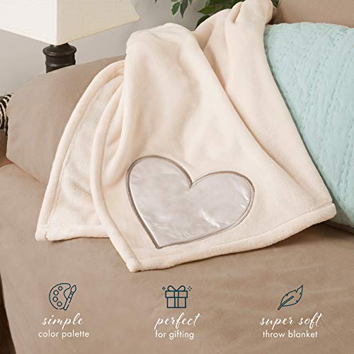  The Comfort Blanket 19509 Comfort Blanket-Love You Nana Plush Throw Blanket