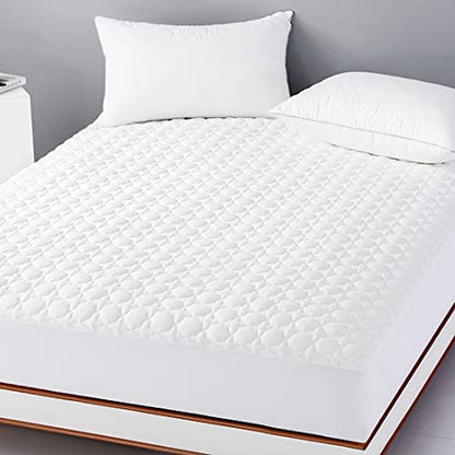  Queen Size Bamboo Mattress Protector, Breathable 3D Cooling Waterproof Mattress Pad Fits 18“ Deep Pocket Quilted Mattress Cover White