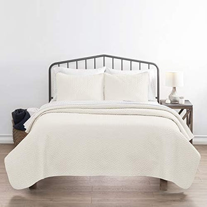  Linen Market 3 Piece White Quilt Queen Size Bed Set - A Lightweight Bedspread & Machine Washable Quilts - Includes Quilted Coverlet And Two Pillow Shams - Perfect Bedding Quilts