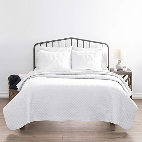  Linen Market 3 Piece White Quilt Queen Size Bed Set - A Lightweight Bedspread & Machine Washable Quilts - Includes Quilted Coverlet And Two Pillow Shams - Perfect Bedding Quilts