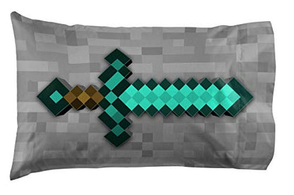  Jay Franco Minecraft Diamond Life 1 Pack Pillowcase - Double-Sided Super Soft Bedding - Featuring Minecraft's Sword & Pickaxe (Official Minecraft Product)