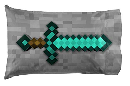  Jay Franco Minecraft Diamond Life 1 Pack Pillowcase - Double-Sided Super Soft Bedding - Featuring Minecraft's Sword & Pickaxe (Official Minecraft Product)