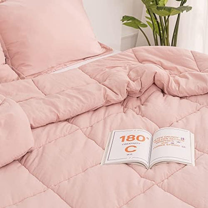 RECYCO King Comforter Set, Lightweight Ultra Soft Down Alternative Quilted Comforter, Duvet Insert Bedding Set With Pillow Sham For All Season, Sage Green