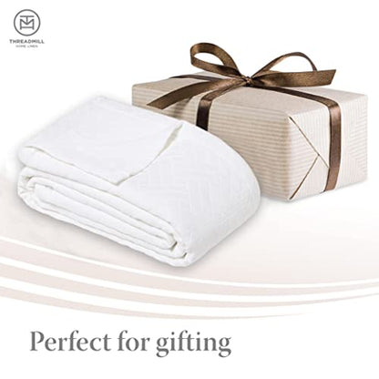  Luxury Cotton Blankets For King Size Bed | All-Season Cozy 100% Cotton King Size Blanket | Criss Cross Jacquard Soft & Lightweight Coverlet Fits California King Size Bed, 104x92 | White