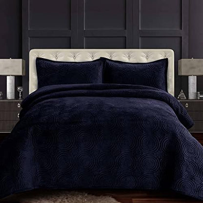  Tribeca Living Oversized Velvet Quilt, Three Piece Queen Bed Set, 260GSM Soft Velvet Quilted Set Includes One Quilt & Two Sham Pillowcases, Capri Emerald Green