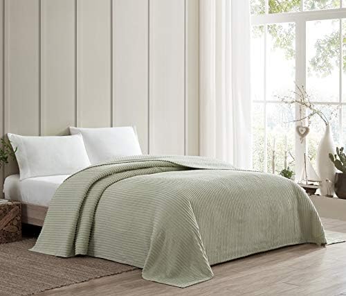  Channel Chenille Bedspread, Queen, White