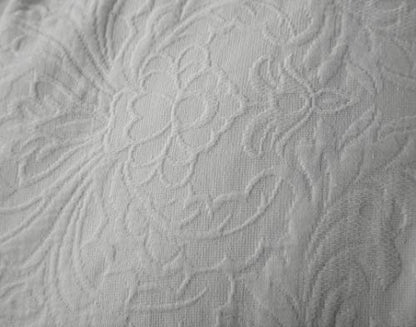  Gwen 3-Piece Floral Woven Jacquard Matelassé Bedding Cover - Solid Quilt Blanket Coverlet Set (Queen, Gray)