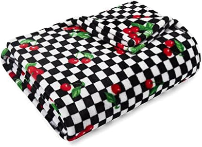  Betsey Johnson Home | Plush Collection | Throw - Ultra-Soft & Cozy Fleece, Lightweight & Luxuriously Warm, Perfect For Bed Or Couch, Pink 50 X 70