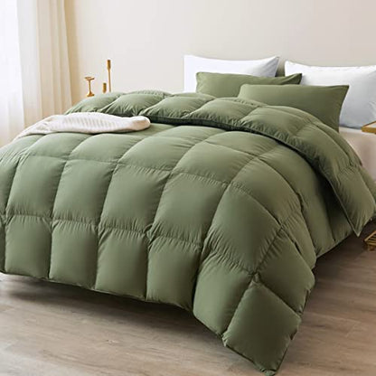 Oft Comforter Queen Size-Lightweight Down Alternative Comforter Duvet Insert With 8 Corner Tabs-Fluffy Breathable Box Stitched Reversible Comforter(Dark Green, Queen)
