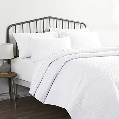  Linen Market 3 Piece White Quilt Queen Size Bed Set - A Lightweight Bedspread & Machine Washable Quilts - Includes Quilted Coverlet And Two Pillow Shams - Perfect Bedding Quilts