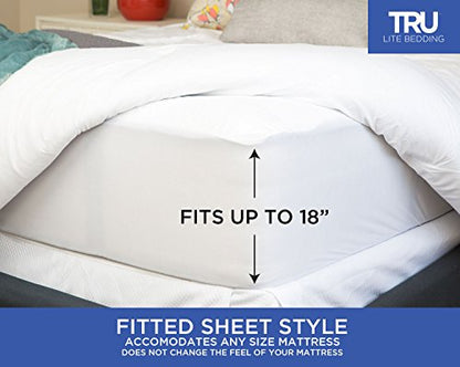  Waterproof Mattress Protector - Smooth Breathable Mattress Cover - Protection From Stains From Sweat, Spills, Urine - Full Size