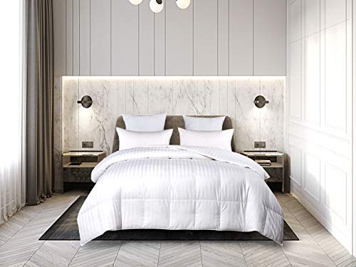  500 Thread Count Damask Stripe (2 CM) Duraloft Down Alternative Comforter, FQ