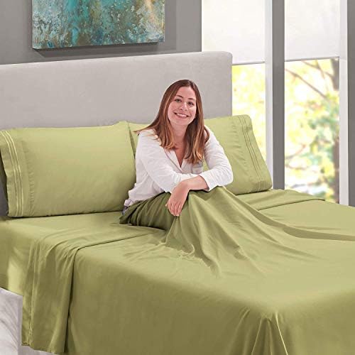  Clara Clark Premier 1800 Series 4pc Bed Sheet Set - Deep Pocket Bundle With UBER Comfort Set Of 4 Corner Adjustable Bed Sheet Straps Suspenders Grippers Fasteners (White, King)