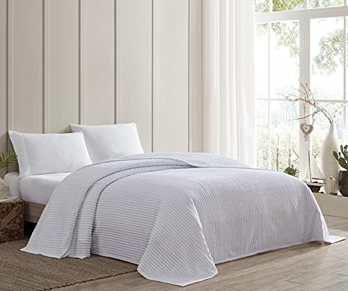  Channel Chenille Bedspread, Queen, White