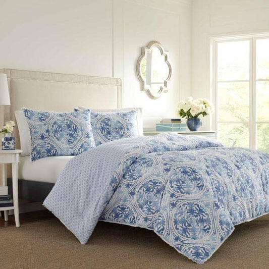  Laura Ashley Comforter Set Reversible Cotton Bedding With Matching Shams, Stylish Home Decor For All Seasons, Queen (Pack Of 1), Blue