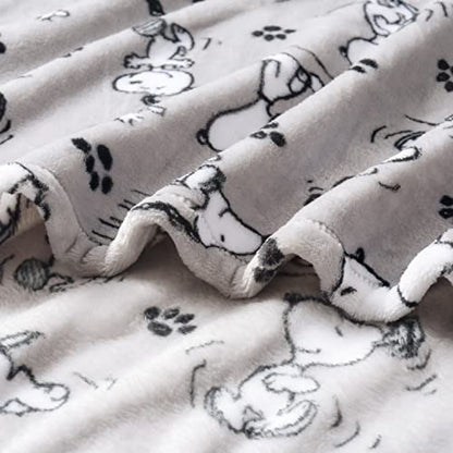  VelvetLoft® Peanuts® Snoopy Cute Character Plush Throw Blanket,Peanuts Poses And Paws,Throw 55 X 70 Inches (Official Peanuts® Product)