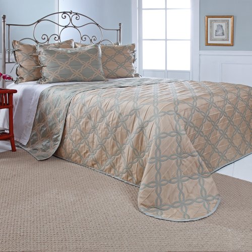  Master Home Products Belmont Reversible Bedspread, Twin, Sea Spray