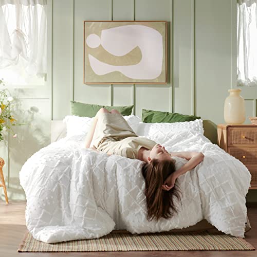  Bedsure Boho Comforter Set Queen - White Tufted Shabby Chic Bedding Comforter Set For All Seasons, 3 Pieces Western Comforter Farmhouse Modern Embroidery Bed Set For Women Men Girls