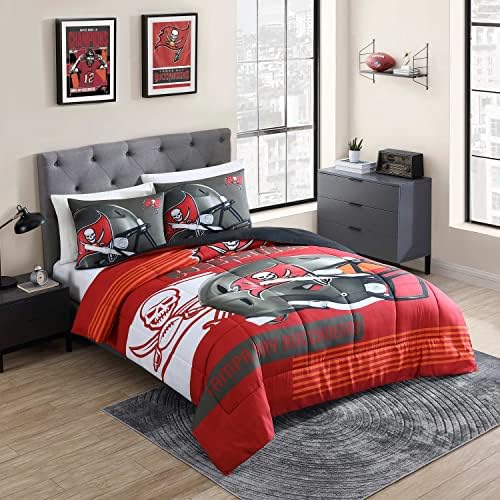  Sweet Home Collection NFL Bedding Comforter Set Officially Licensed Luxurious Down Alternative With Shams Team Print, Green Bay Packers, Twin/Twin XL