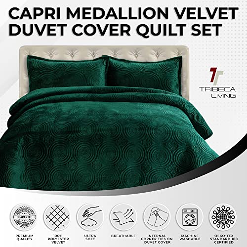  Tribeca Living Oversized Velvet Quilt, Three Piece Queen Bed Set, 260GSM Soft Velvet Quilted Set Includes One Quilt & Two Sham Pillowcases, Capri Emerald Green