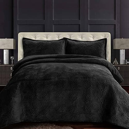  Tribeca Living Oversized Velvet Quilt, Three Piece Queen Bed Set, 260GSM Soft Velvet Quilted Set Includes One Quilt & Two Sham Pillowcases, Capri Emerald Green