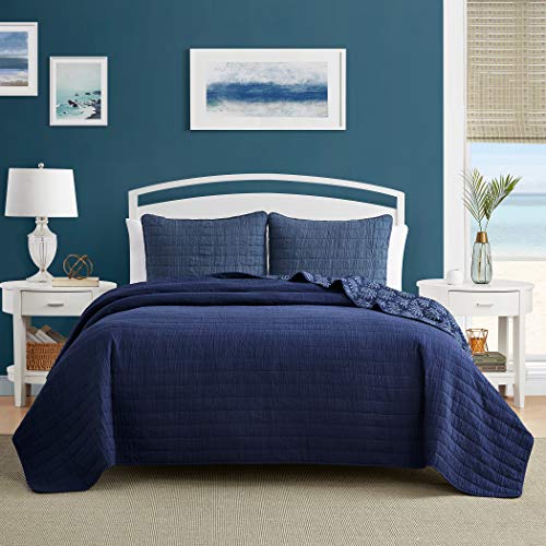  Luxury All Season Ultra Soft Enzyme Washed Reversible 1-Piece Quilt Coastal Pattern Crinkle Coverlet Bedspread, Full/Queen, Navy Blue Palm Leaves