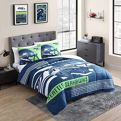  Sweet Home Collection NFL Bedding Comforter Set Officially Licensed Luxurious Down Alternative With Shams Team Print, Green Bay Packers, Twin/Twin XL