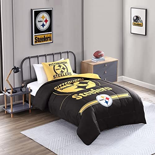  Sweet Home Collection NFL Bedding Comforter Set Officially Licensed Luxurious Down Alternative With Shams Team Print, Green Bay Packers, Twin/Twin XL
