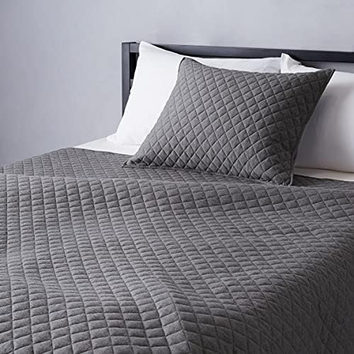 Amazon Basics Cotton Jersey Quilt And Sham Bed Set, Down-Alternative Quilt - Twin/Twin XL, Navy Blue