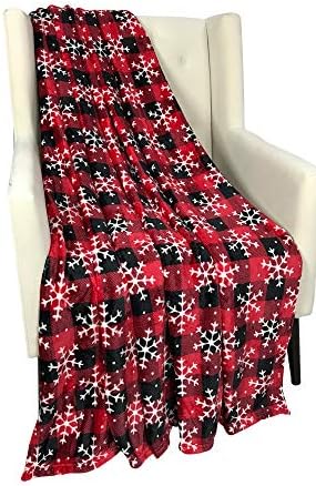  Christmas Holiday Throw Blanket: Country Rustic Red Truck With Tree Design, Picking Out The Tree