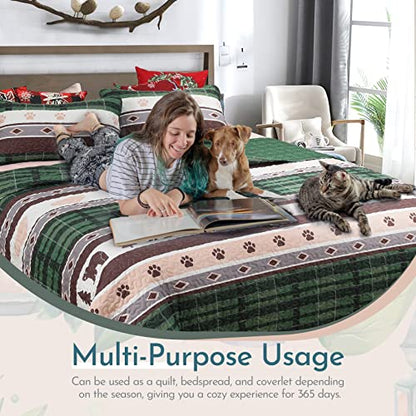  Judvx Quilt Set King Size White & Green Rustic Bedding Reversible 3 Piece Bedspreads & Coverlet, Lightweight Microfiber Plaid Pattern Lodge Bear Quilts For All Season (1 Quilt, 2 Pillow Shams)