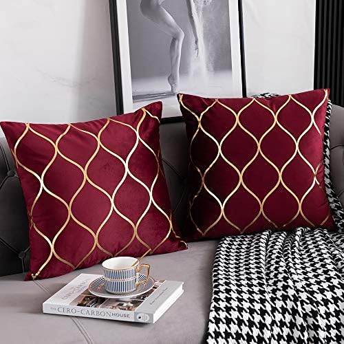 DEZENE Gold Velvet Throw Pillow Covers: 2 Pack 18x18 Inch Square Decorative Pillow Cases for Bedroom Sofa Couch Living Room, Pink
