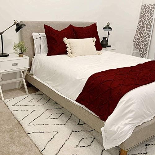  ABP COLLECTION Bed Runners - 100% Cotton 800 Thread Count Pinch Pleated Bed Runner - Luxury Pinch Pleated Bed Runner, Hotel Quality Modern Pinch Pleated Bed Runner Queen Size, White