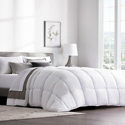  WEEKENDER Hypoallergenic Quilted Down Alternative Hotel-Style Use Insert Or Stand-Alone Comforter-for All Seasons-Corner Duvet Tabs, Full, Classic White