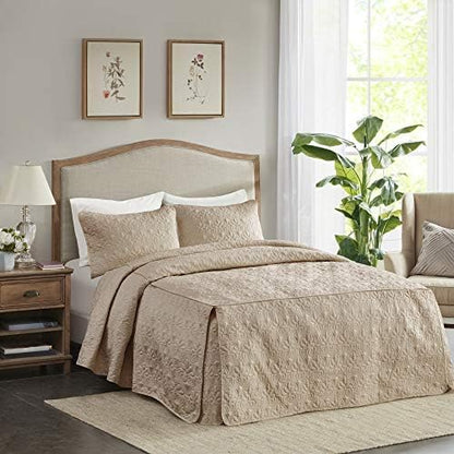  Madison Park Quebec Fitted Bedspread Classic Traditional Design All Season, Lightweight, Bedding Set, Matching Shams, Queen(60" X80+24D), Quebec, Damask Quilted Cream 3 Piece
