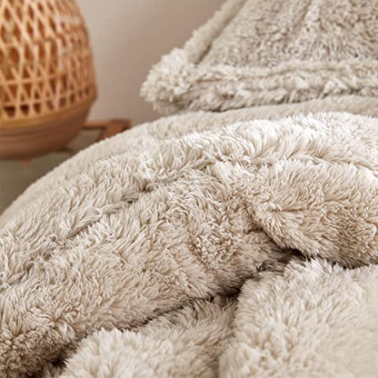  Coma Inducer® Oversized Queen Comforter - The Original Plush - White Sand