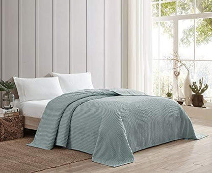  Channel Chenille Bedspread, Queen, White