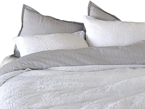 Meadow Park Matelasse Duvet Cover Set, 100% Cotton, Pre-Washed, Soft & Cozy, Woven Jacquard Textured, Modern Geo Design Bedding Set, King, White