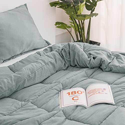  RECYCO King Comforter Set, Lightweight Ultra Soft Down Alternative Quilted Comforter, Duvet Insert Bedding Set With Pillow Sham For All Season, Sage Green
