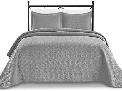 Unknown Luxe Bedding Solid Color Lightweight Oversize Cotton Filled Stitched 3-Piece Olive Leaves Bedspread Coverlet Set (King/California King, White / Peace)