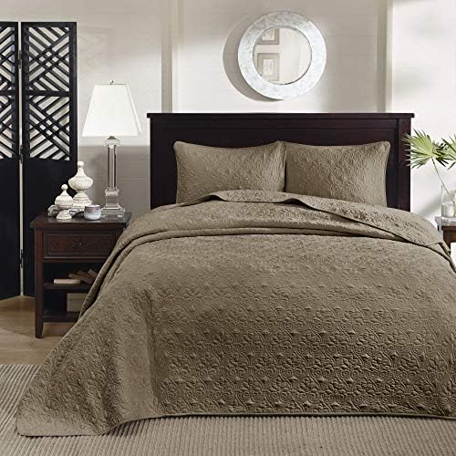  Madison Park Quebec Reversible Quilt Set Damask Design, Double Sided Stitching All Season, Lightweight Bedspread Bedding Set, Matching Sham, Cream, King(120"x118") 3 Piece