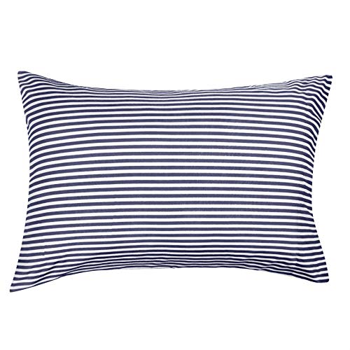  Amazon Basics Kids Easy-Wash Microfiber Bed-in-a-Bag Rugby Stripe Bedding Set - Full/Queen, Red/Navy