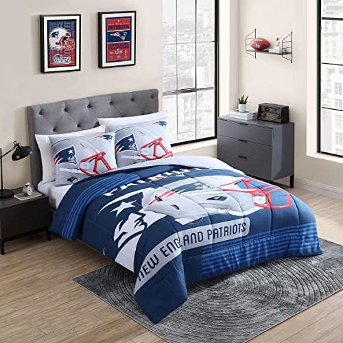  Sweet Home Collection NFL Bedding Comforter Set Officially Licensed Luxurious Down Alternative With Shams Team Print, Green Bay Packers, Twin/Twin XL