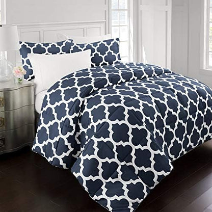  Sleep Restoration Luxury Goose Down Alternative Reversible Quatrefoil Comforter - Premium All Season Duvet - King/Cal King - Gray