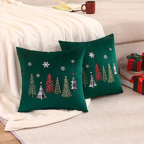  Tosleo Christmas Tree Throw Pillow Covers 16x16 Inch Pack Of 2 Christmas Decoration Forest Green Embroideried Throw Pillow Covers For Christmas Party Bed Sofa Cushion Car